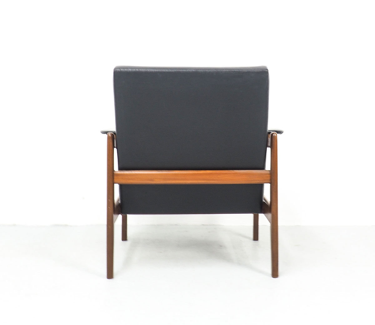 Vintage Teak Lounge Chair, 1960s