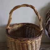 Small round wicker basket with one handle