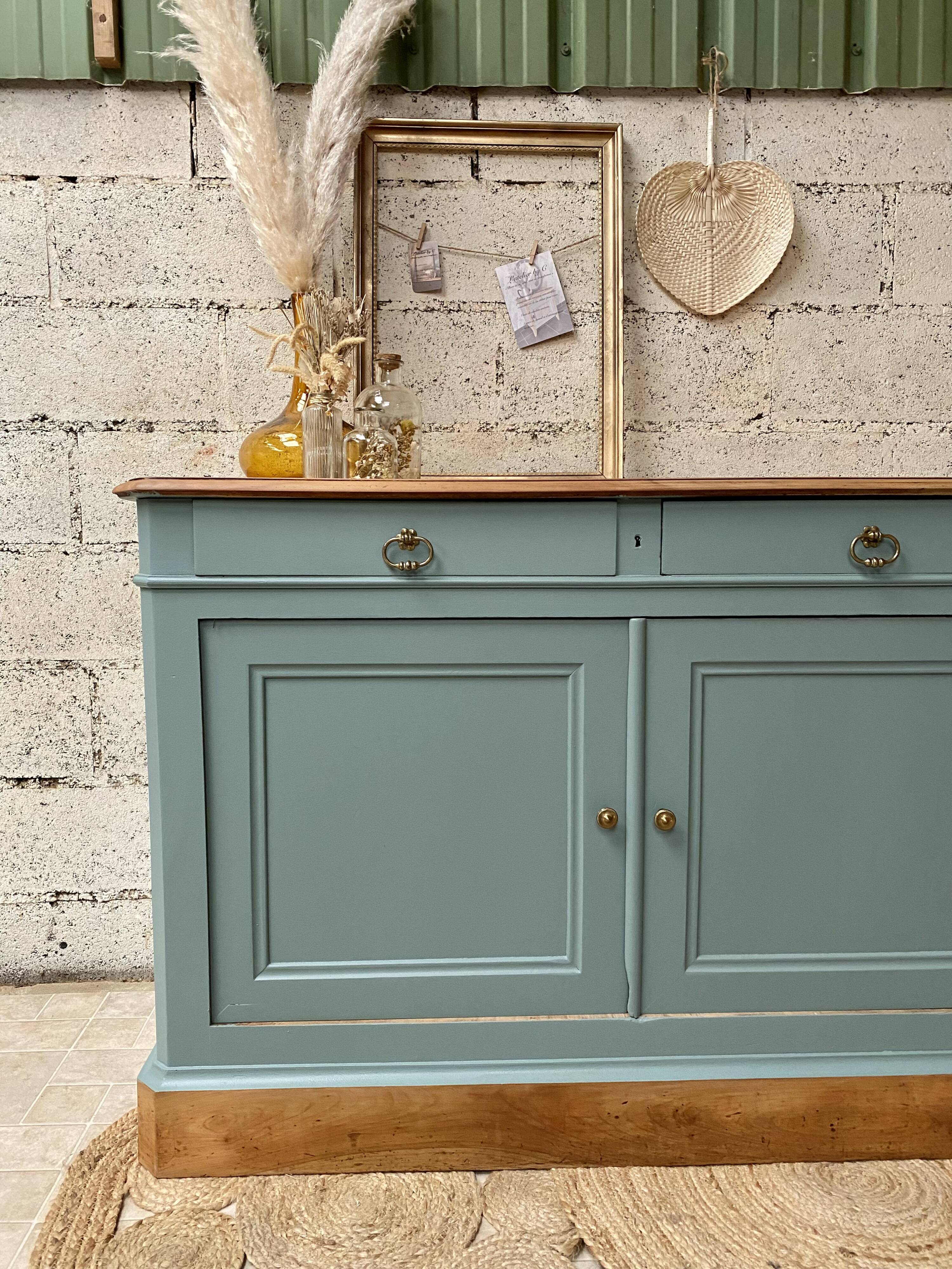 Antique buffet in solid wood