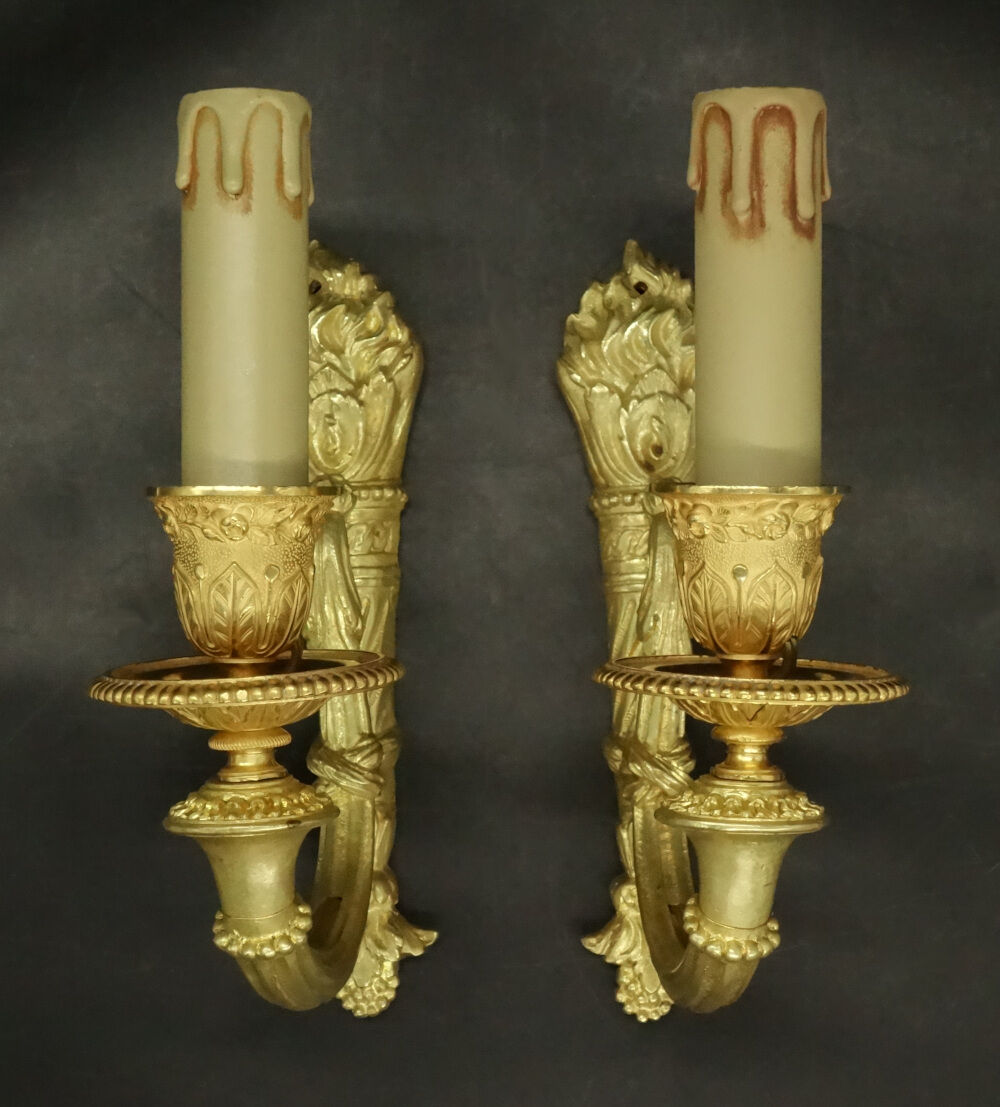 Pair of torchlight sconces Louis XVI style of the nineteenth