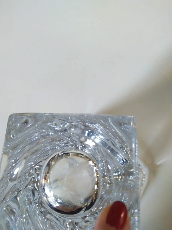 Crystal vase of Vannes