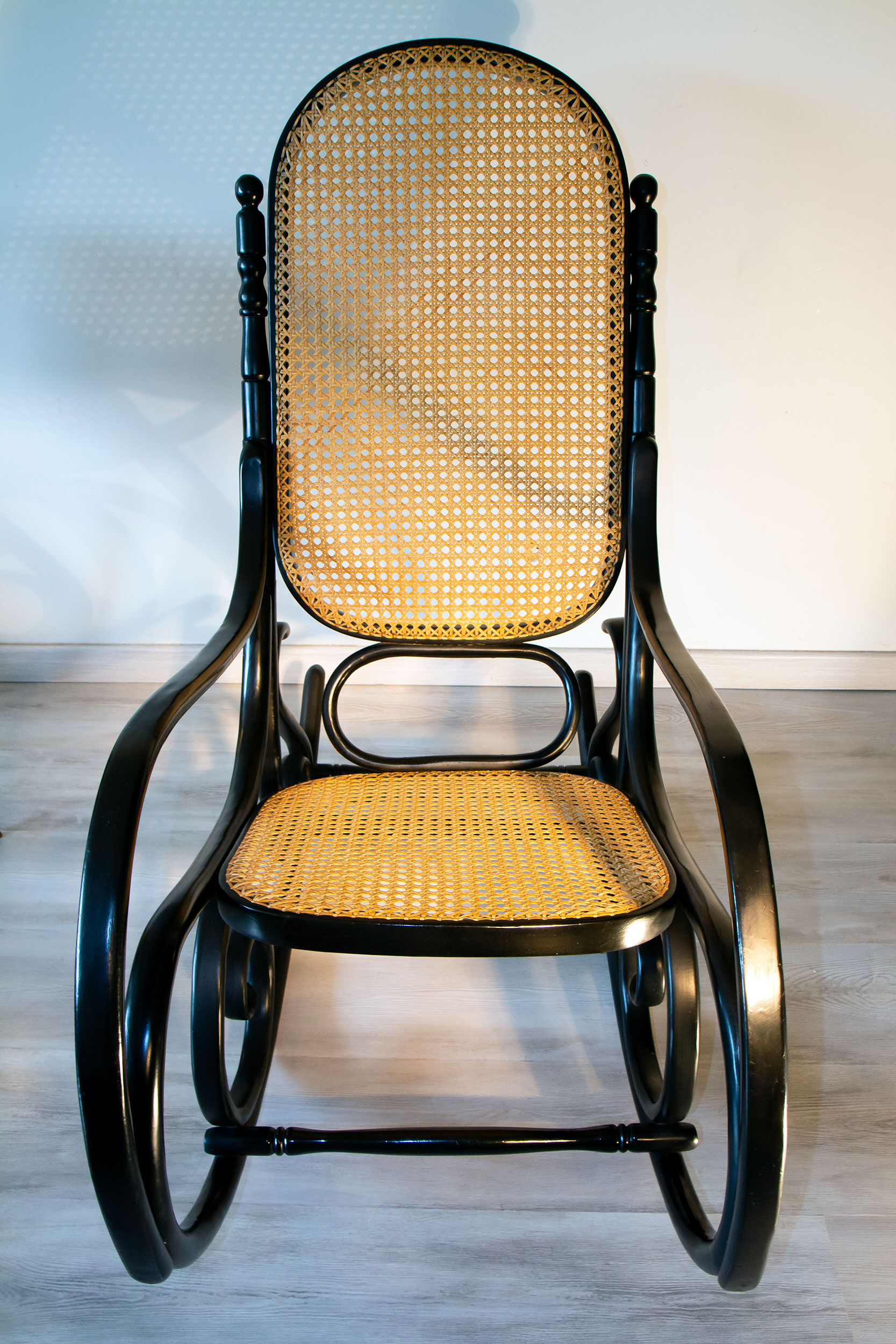 Rocking-chair black canned bentwood 1960-70