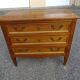 Commode de style directoire bois et laiton