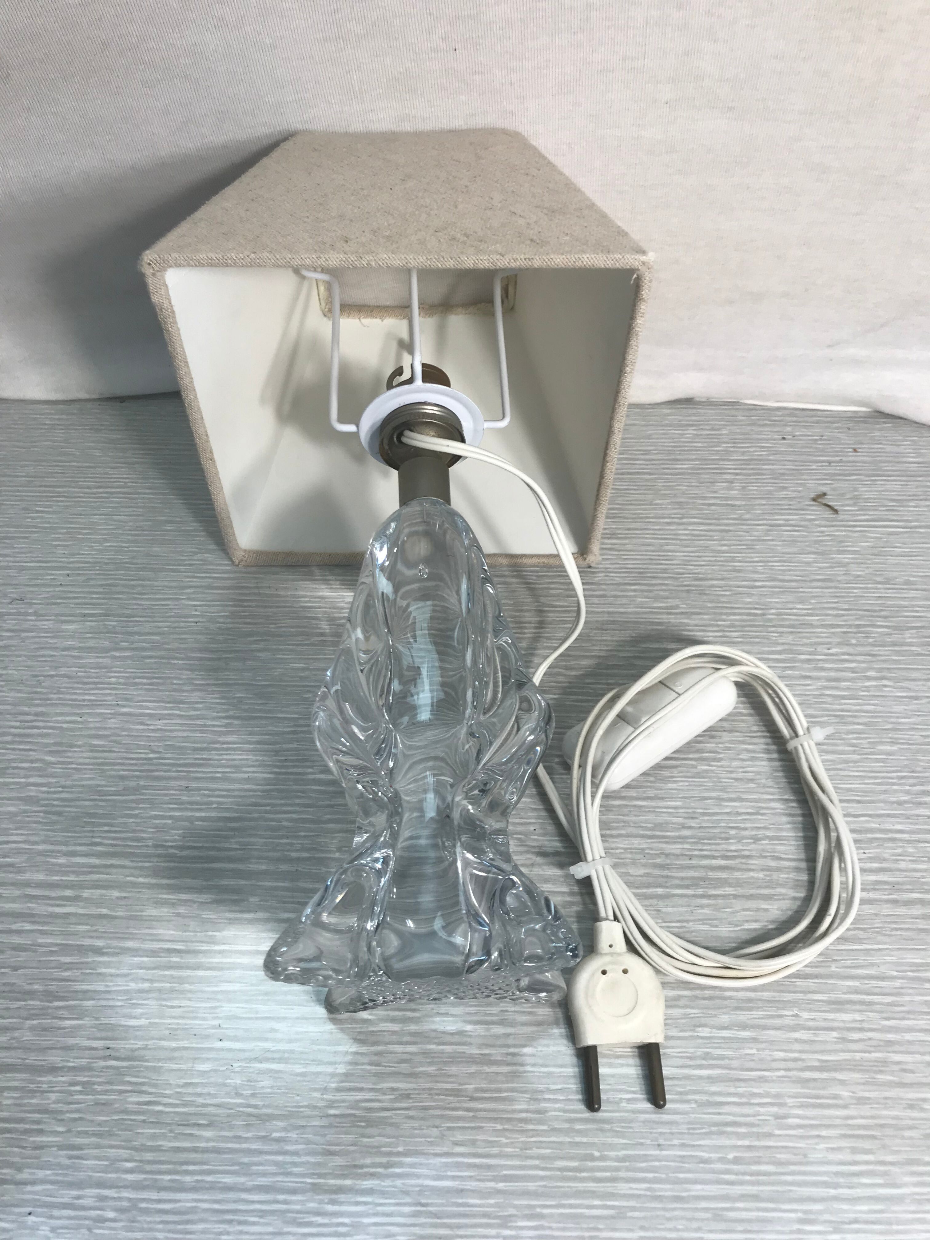 Old moulded glass lamp - lamp-day cream fabric 70vintage