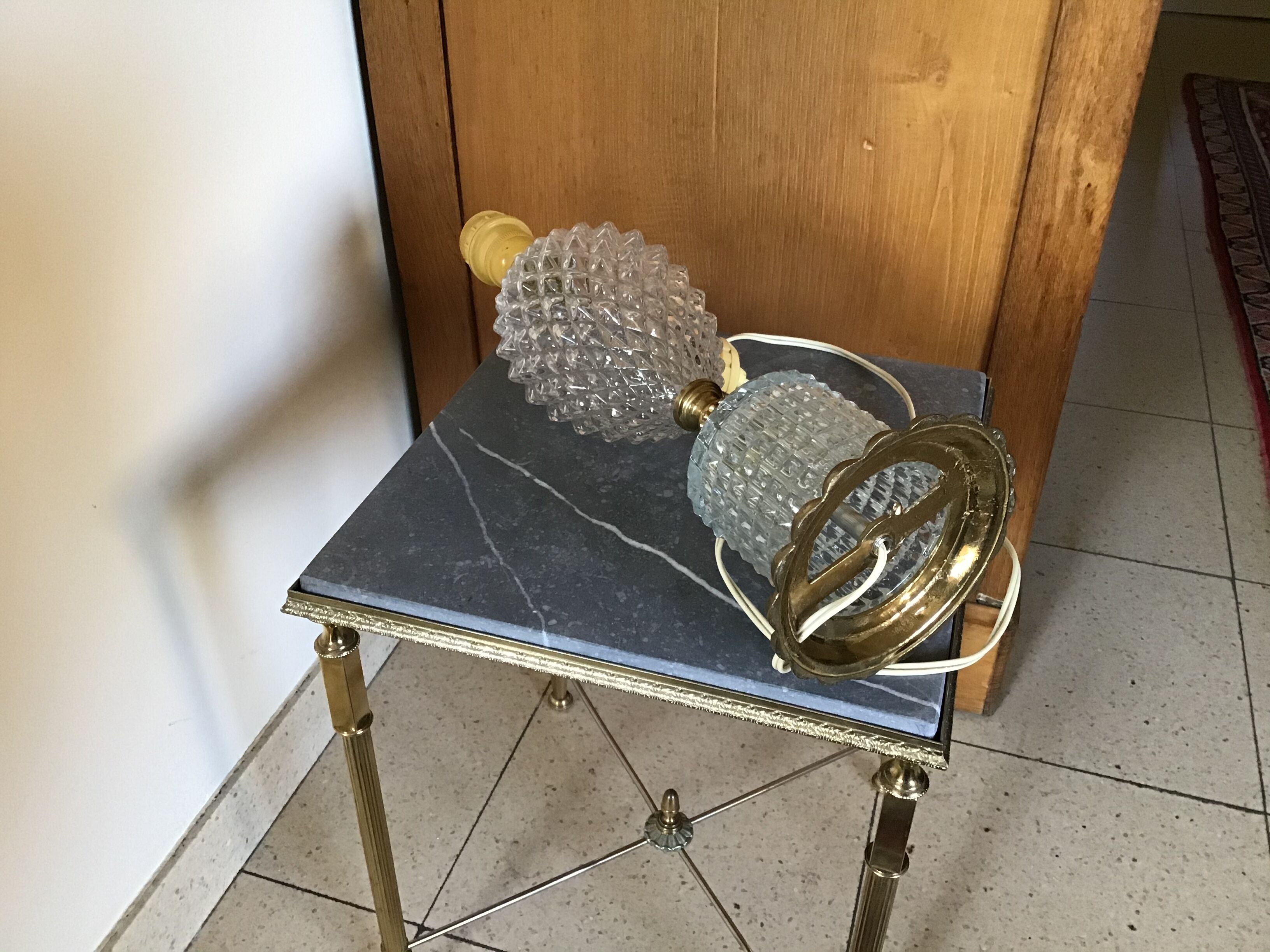 Pied de lampe en laiton et cristal