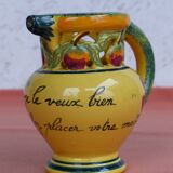Pichet en faience, Bagnoles de l'Orne