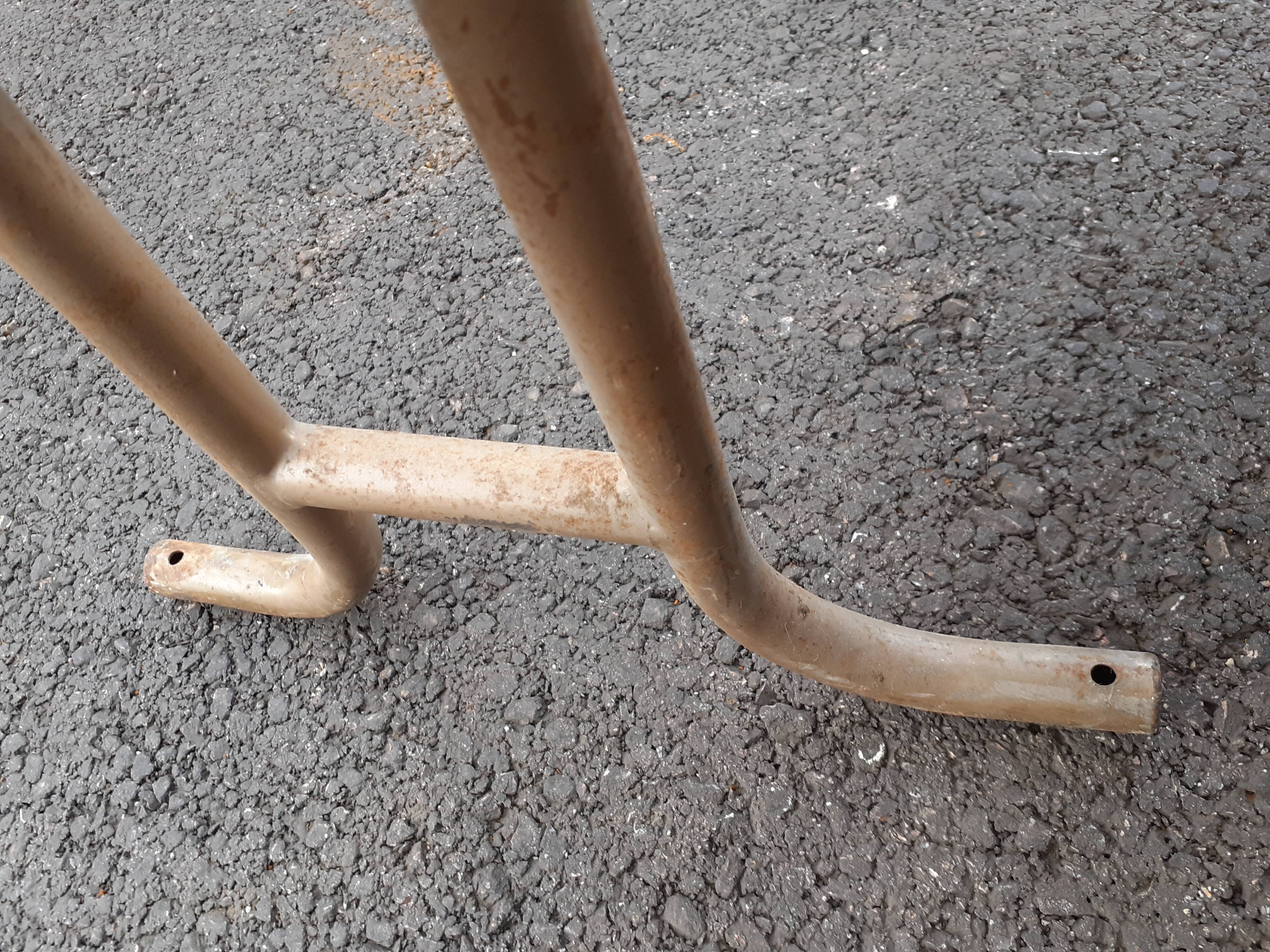 Wheelchair cinema theatre strapontin