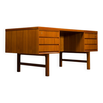 Mod. 76 Executive Desk by Gunni Omann for Omann Jun, 1960s