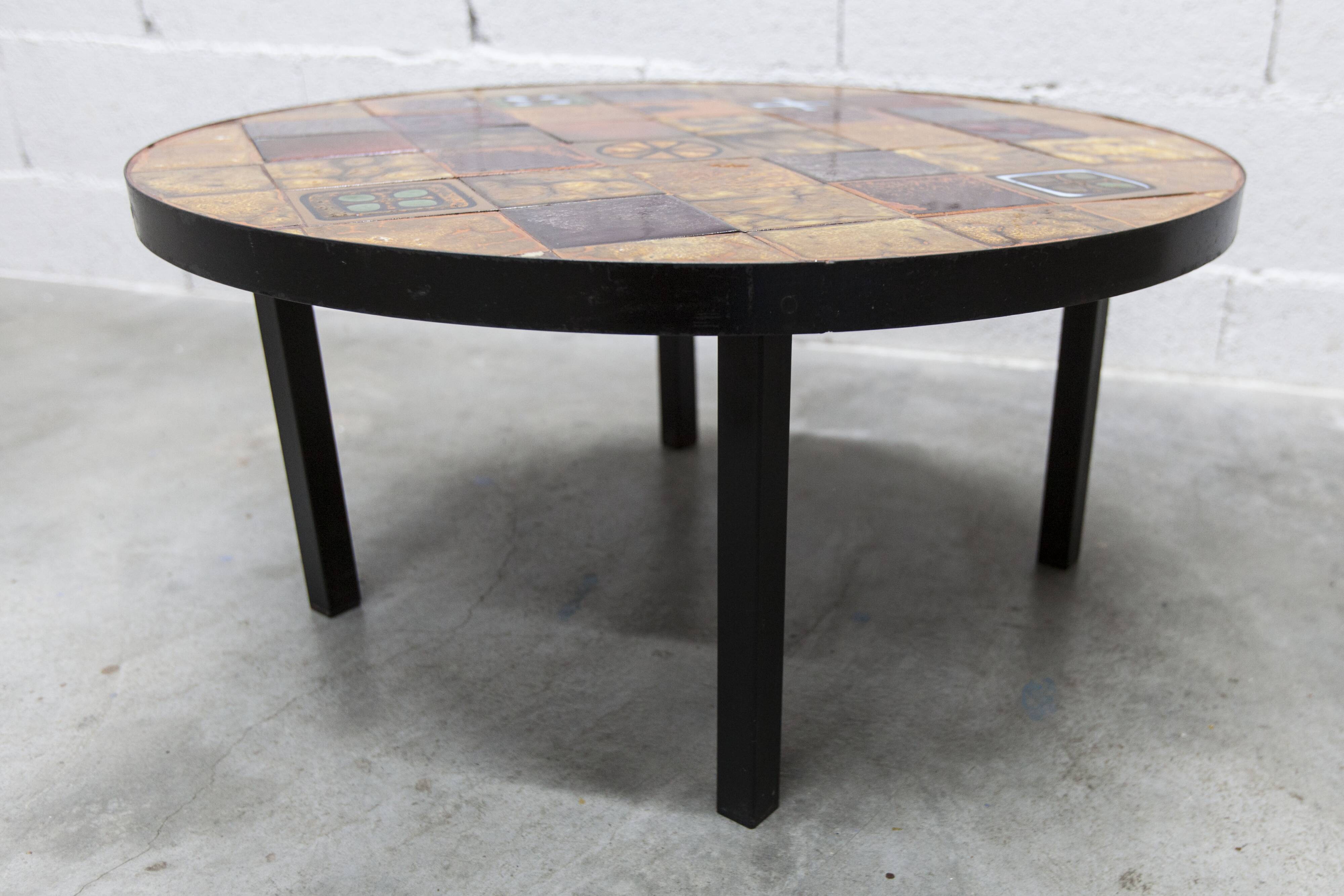 Table basse ronde céramique de Jean Gregorieff