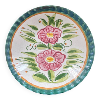 Italian dish with floral decoration