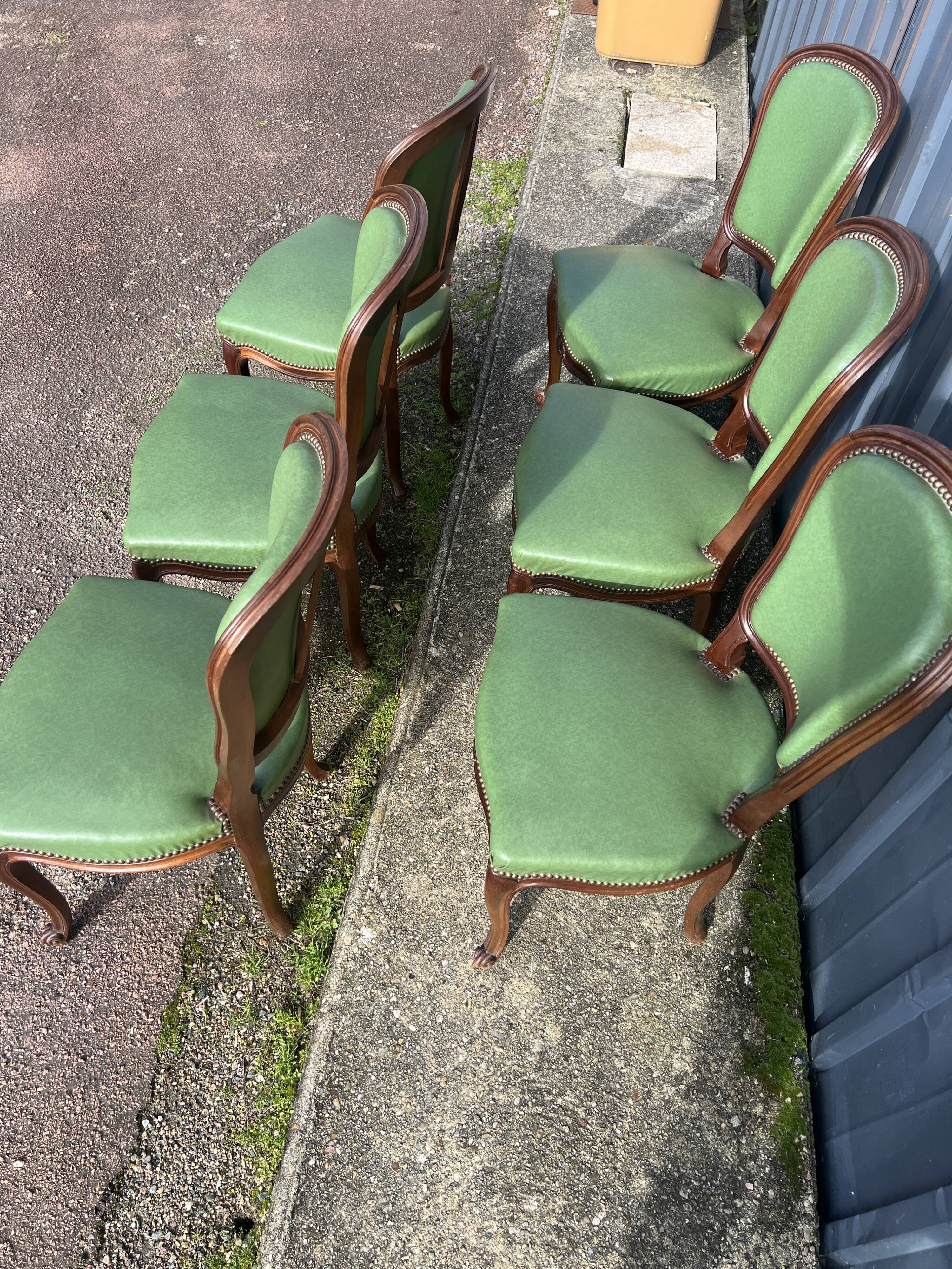 Six Classic Chairs in Neo-Louis XV style