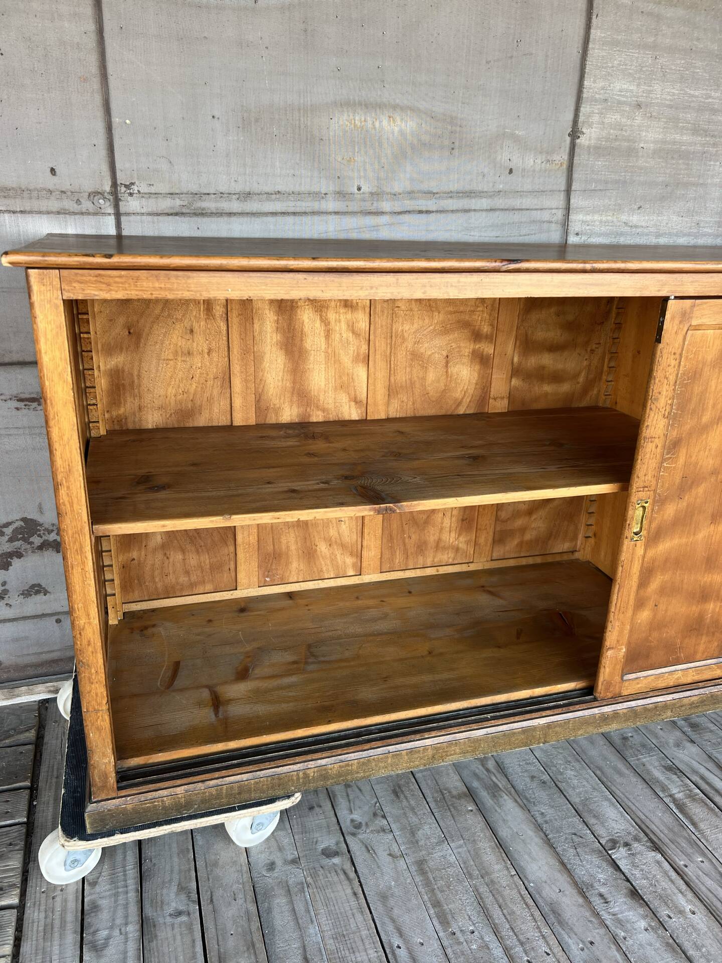 Old counter sliding doors