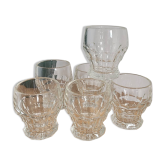 Set of 6 small 1930s glasses