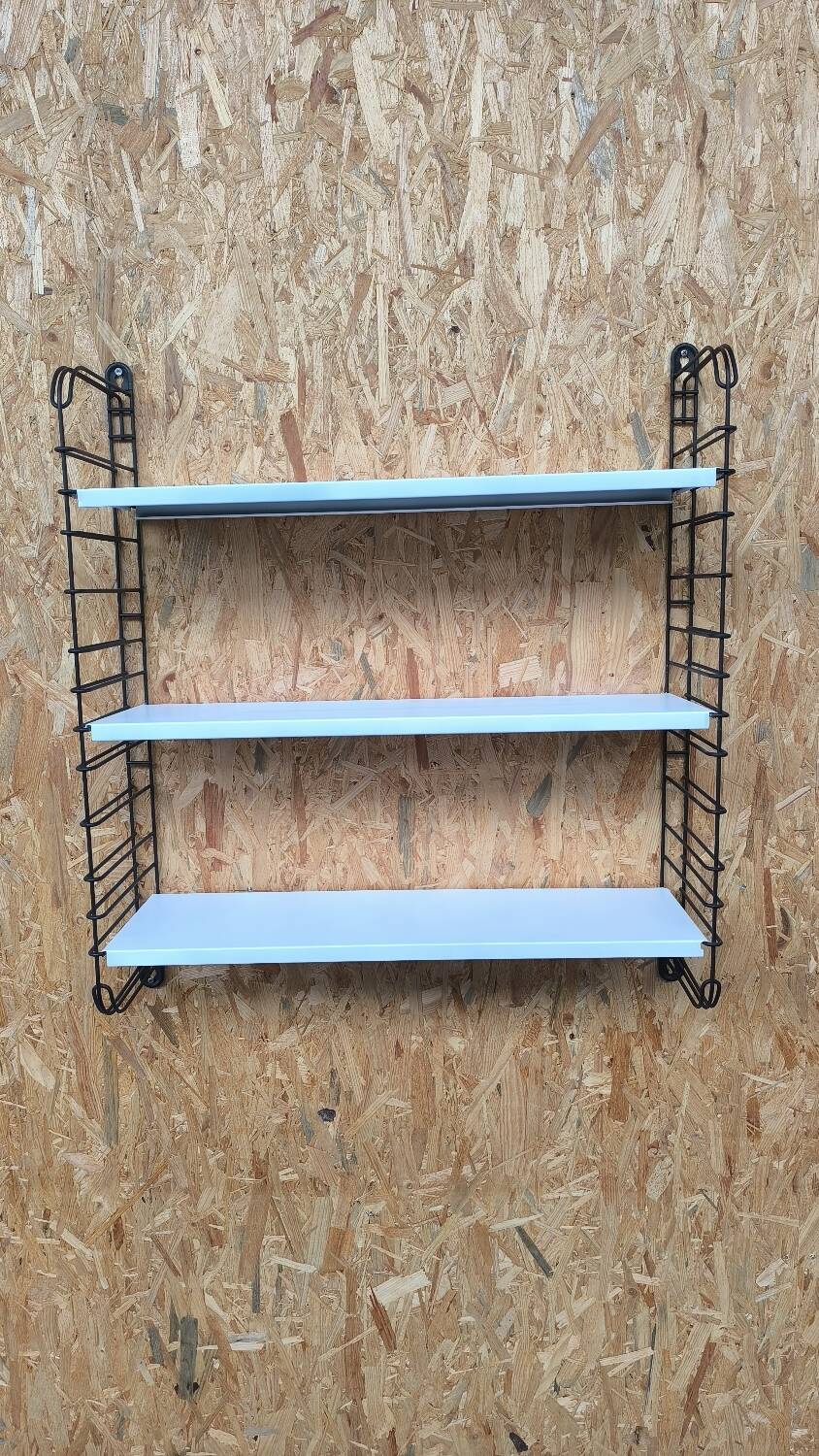 Tomado Holland modular shelving unit