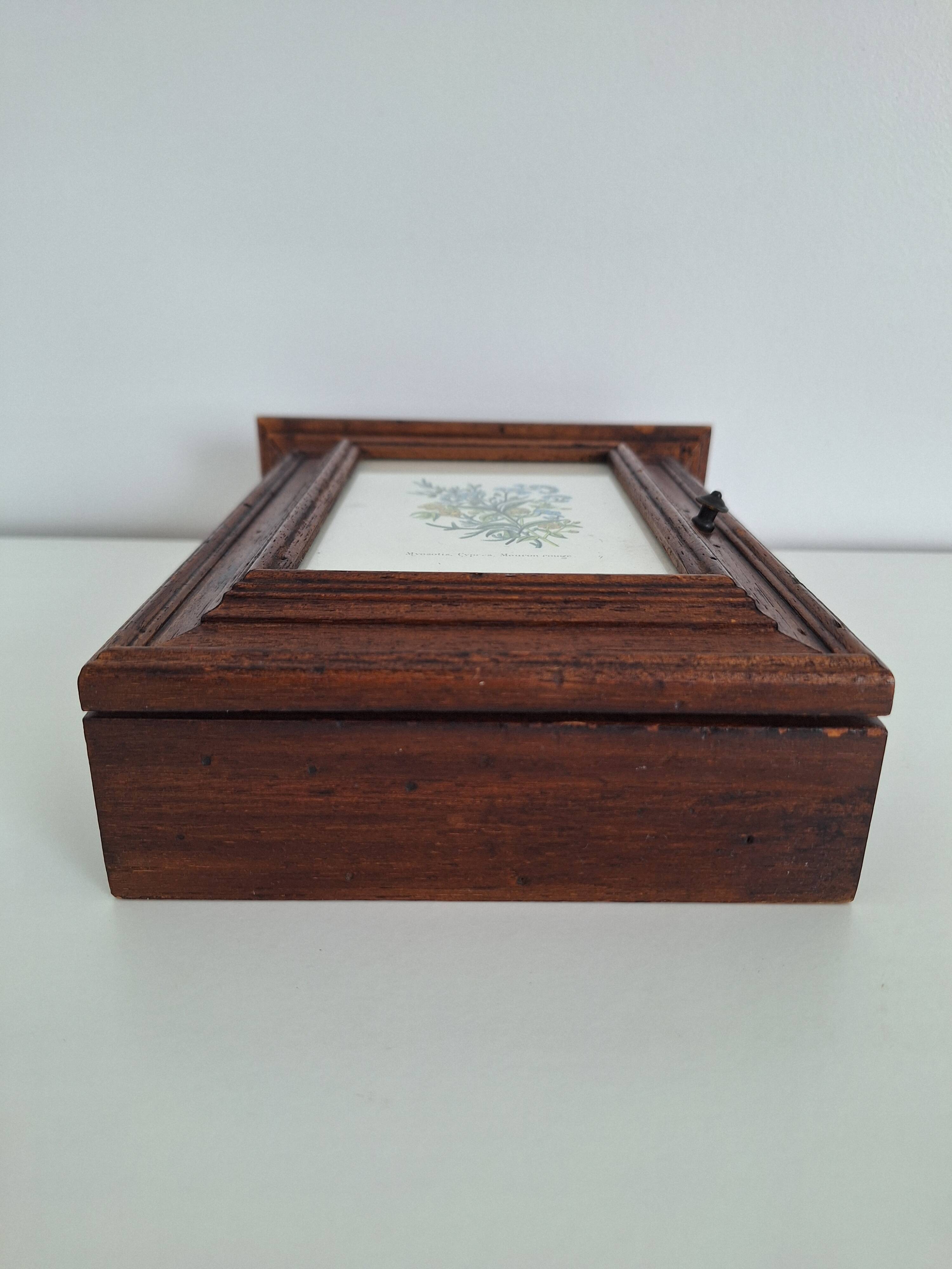 Boîte à clés vintage
