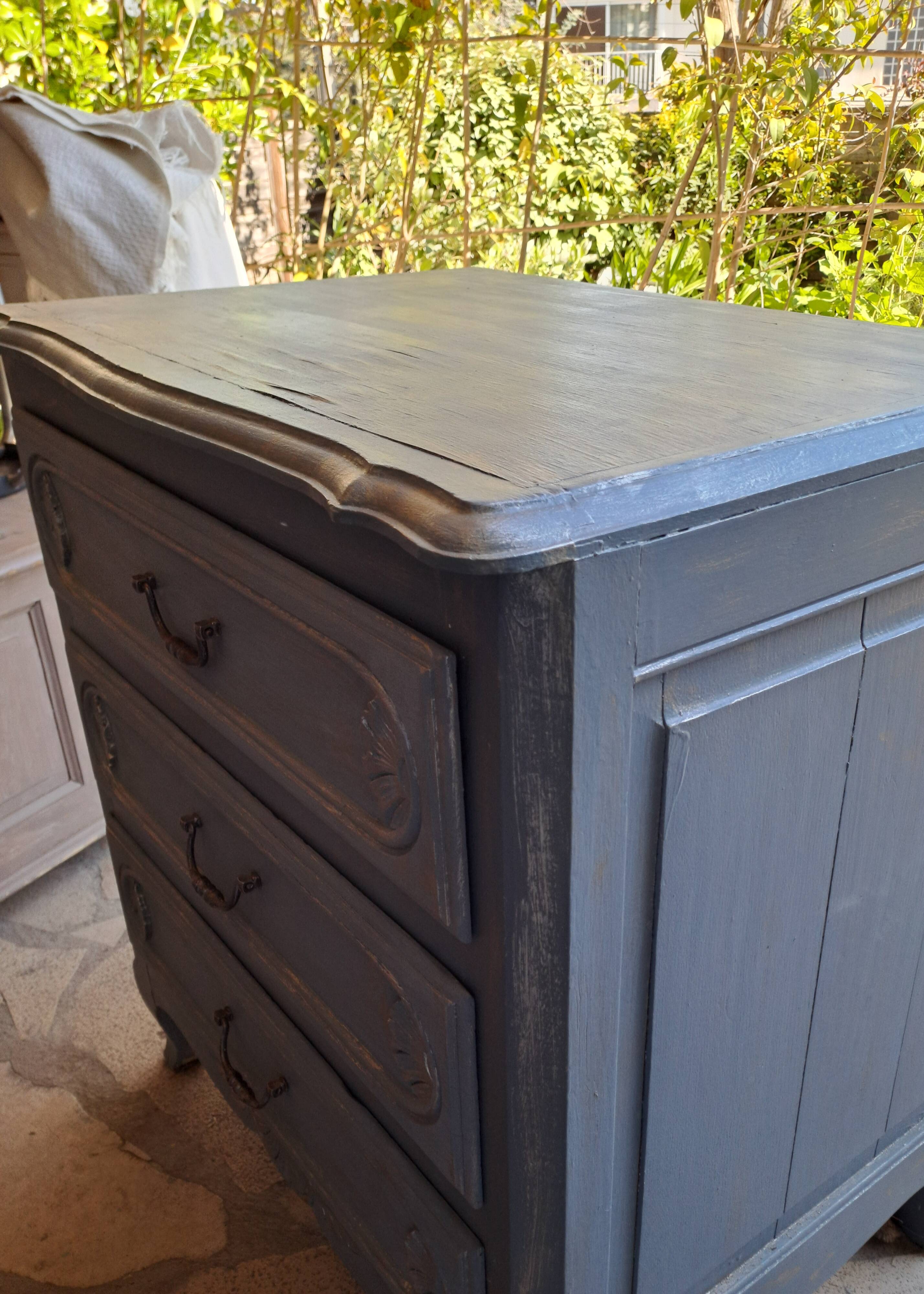 Solid wood chest of drawers painted gray and patinated silver 1940 with 3 drawers