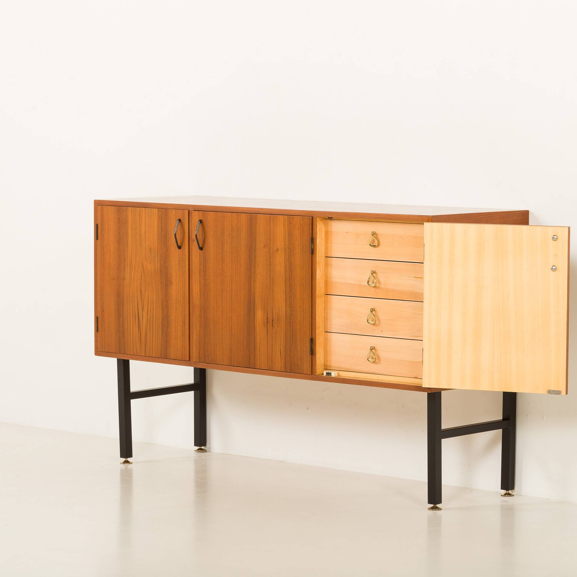 Small Italian sideboard with 4 drawers, 1970s