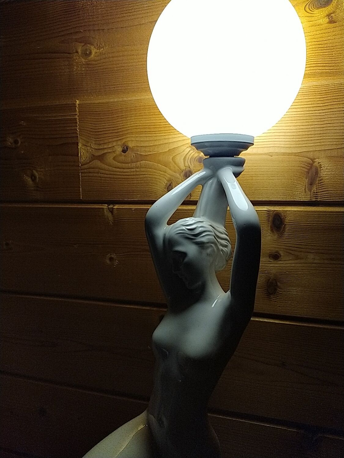 1970s lamp. Nude Art Deco style. 67cm.