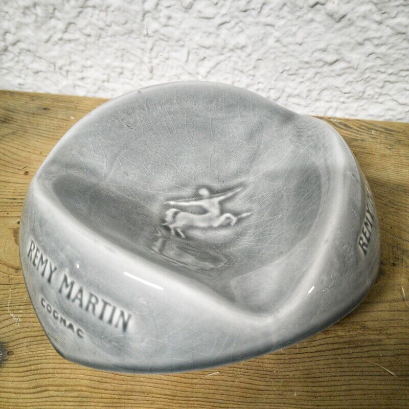 Ashtray cognac rémy martin
