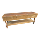 Tailor's table / cloth merchant's table