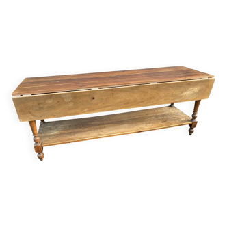 Tailor's table / cloth merchant's table