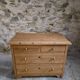 Commode ancienne rustique en pin, 4 tiroirs, vers 1880–1920