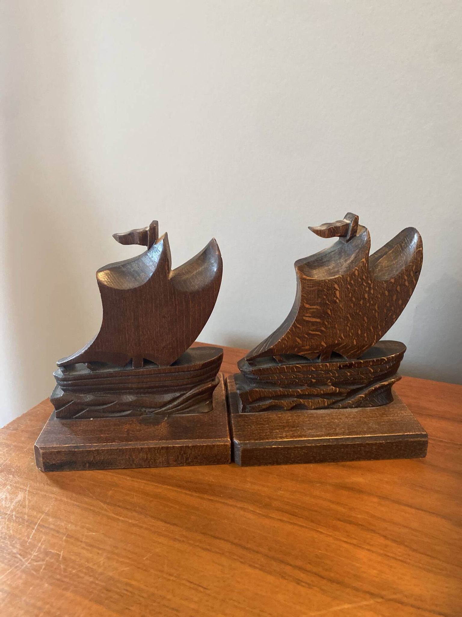 Paire de serres livres bateau art deco