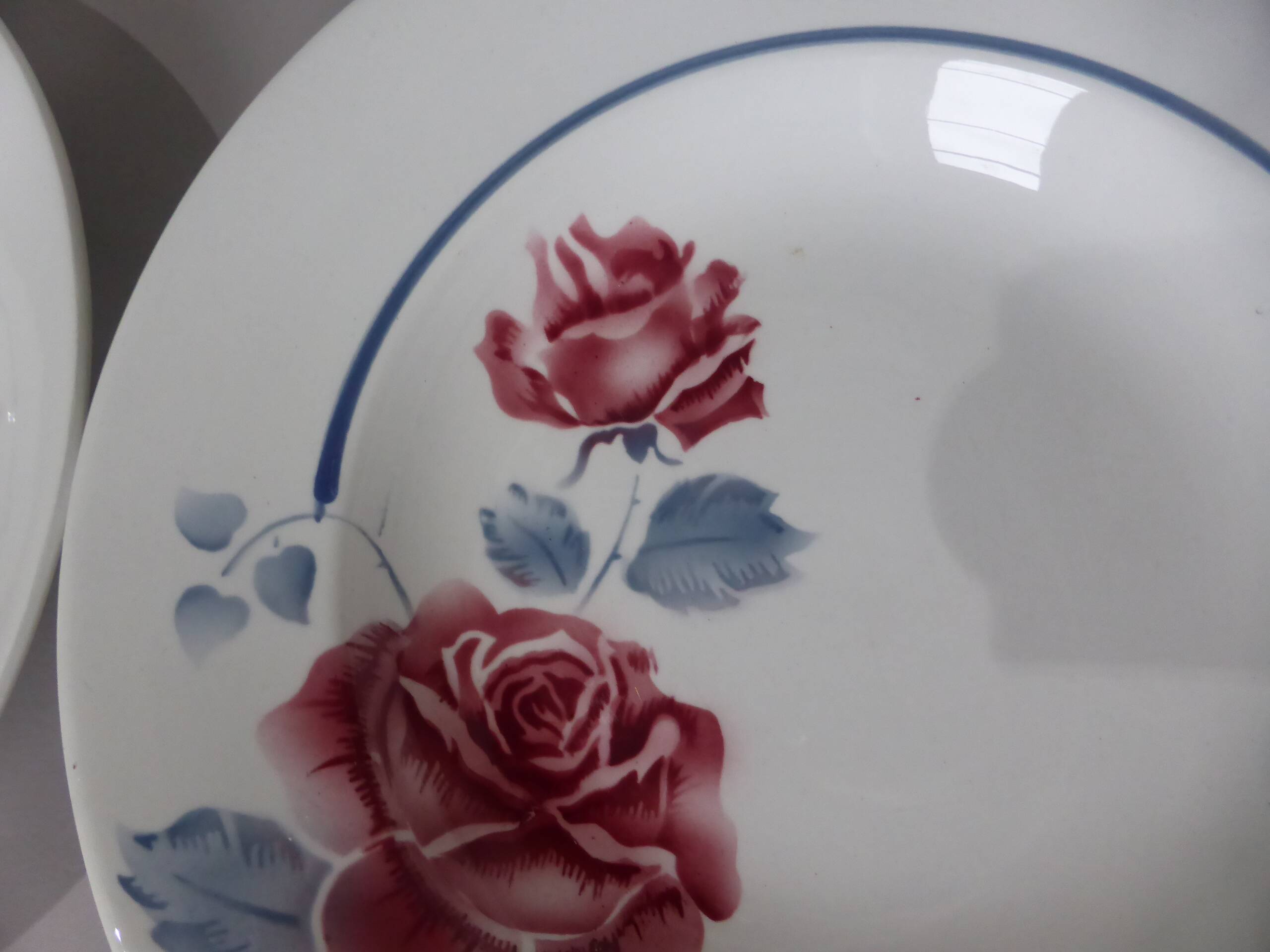 2 assiettes creuses vintage de Digoin Sarreguemines modèle Janick