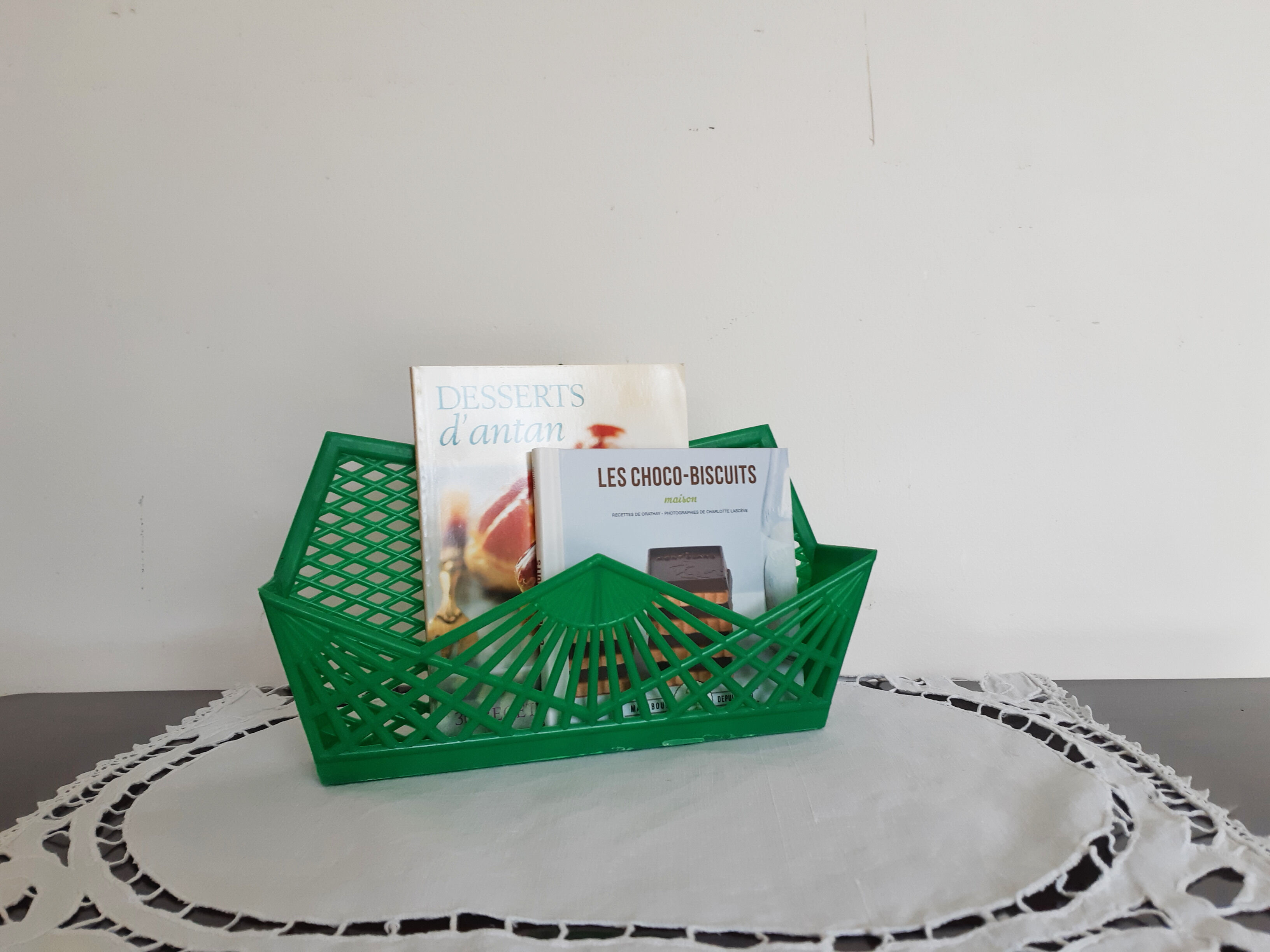 Vintage green plastic mail rack, 50s