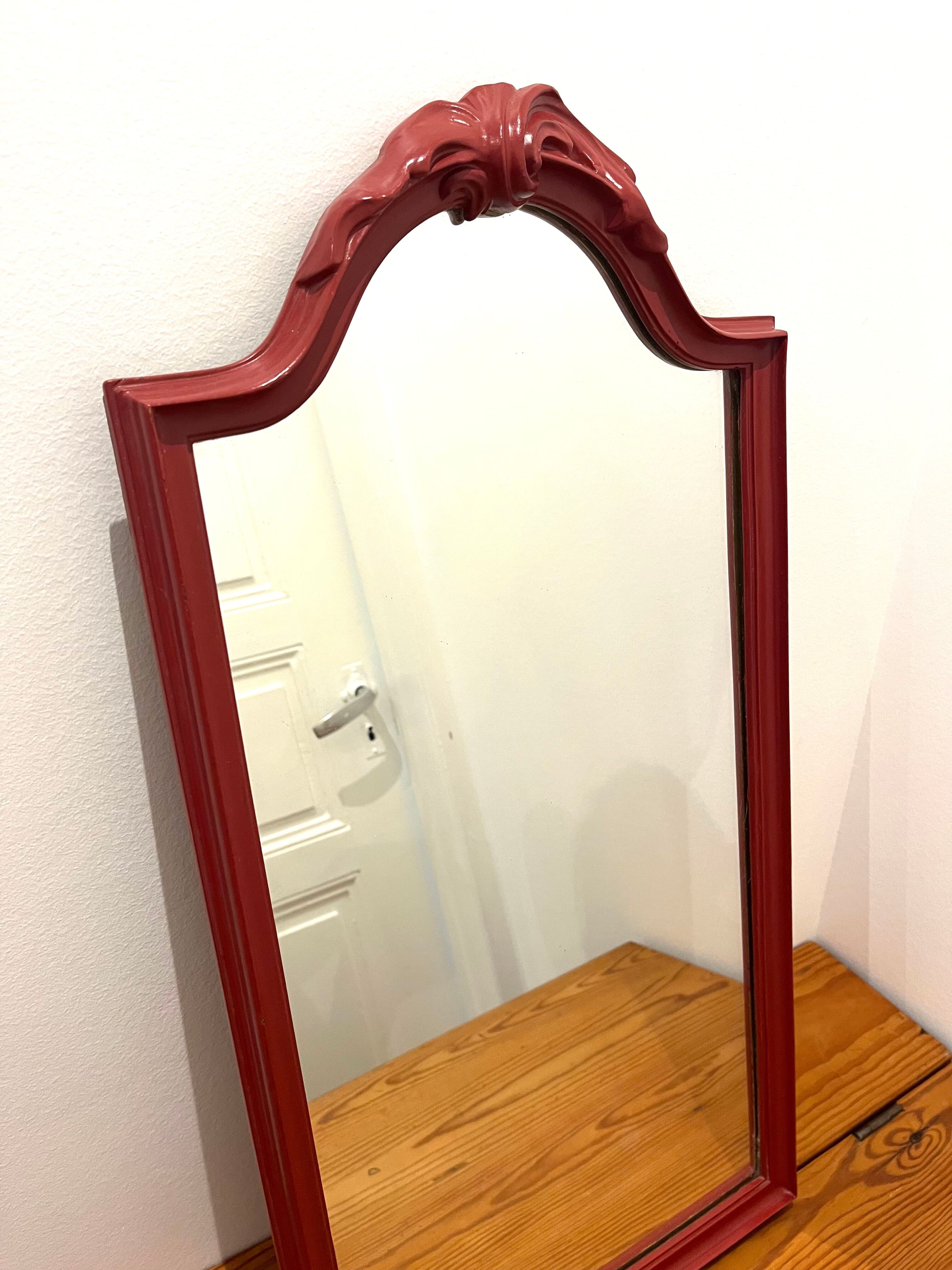 Red mirror, 32x64 cm