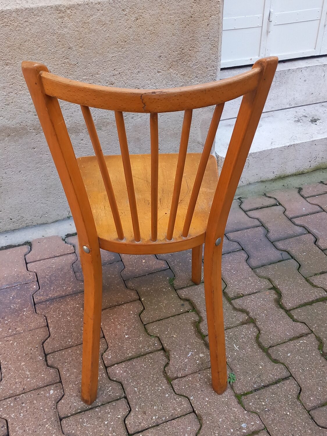 Chaise Baumann