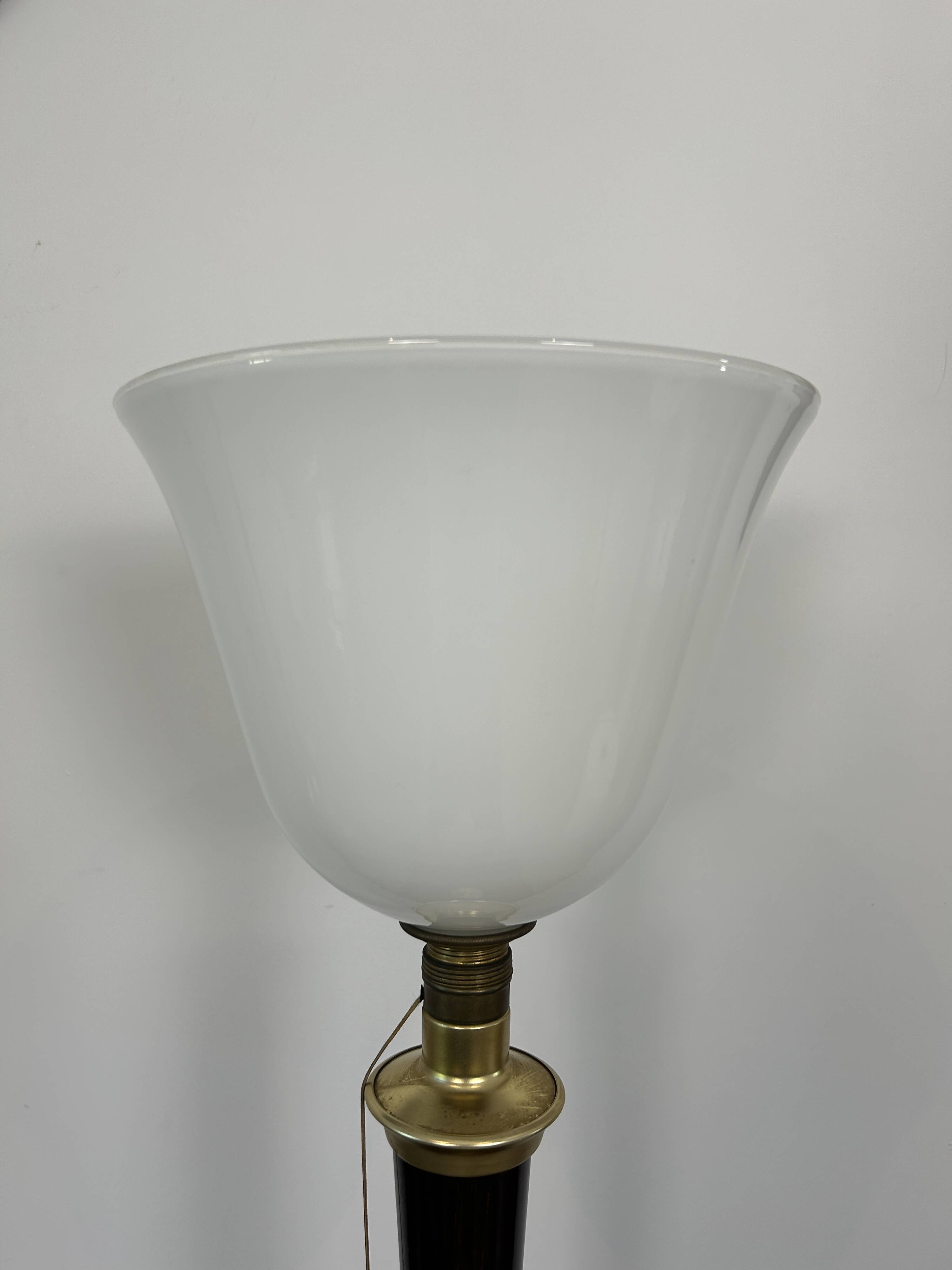 Lampe de bureau mazda de style art deco par lita