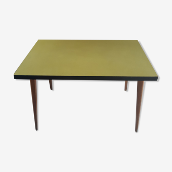 Scandinavian table