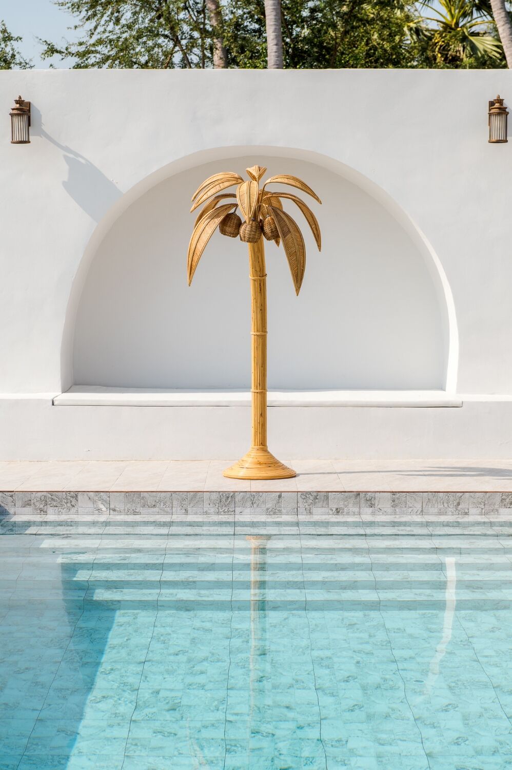 Rattan coconut floor lamp