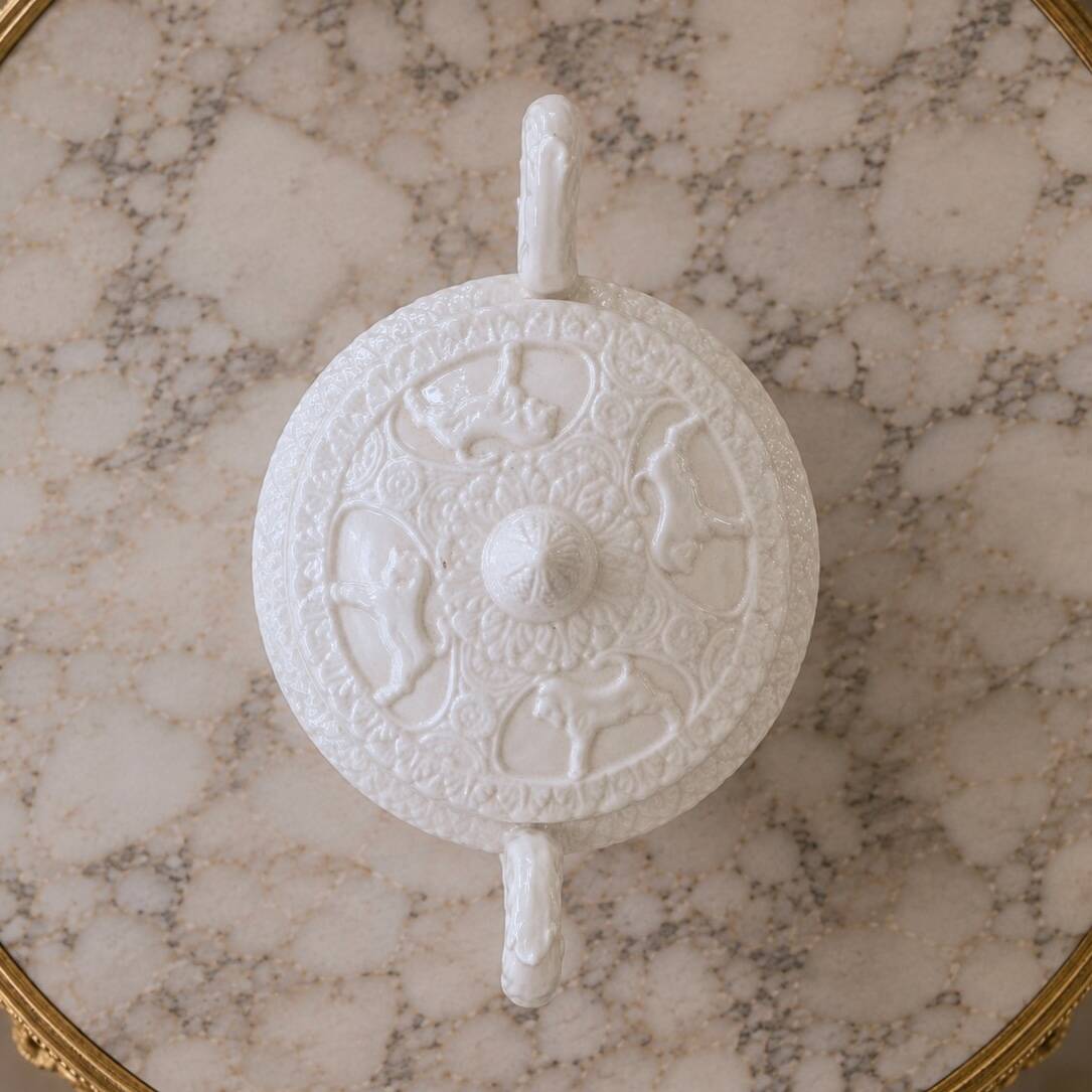 Soupière italienne d'apparat st Capodimonte en porcelaine