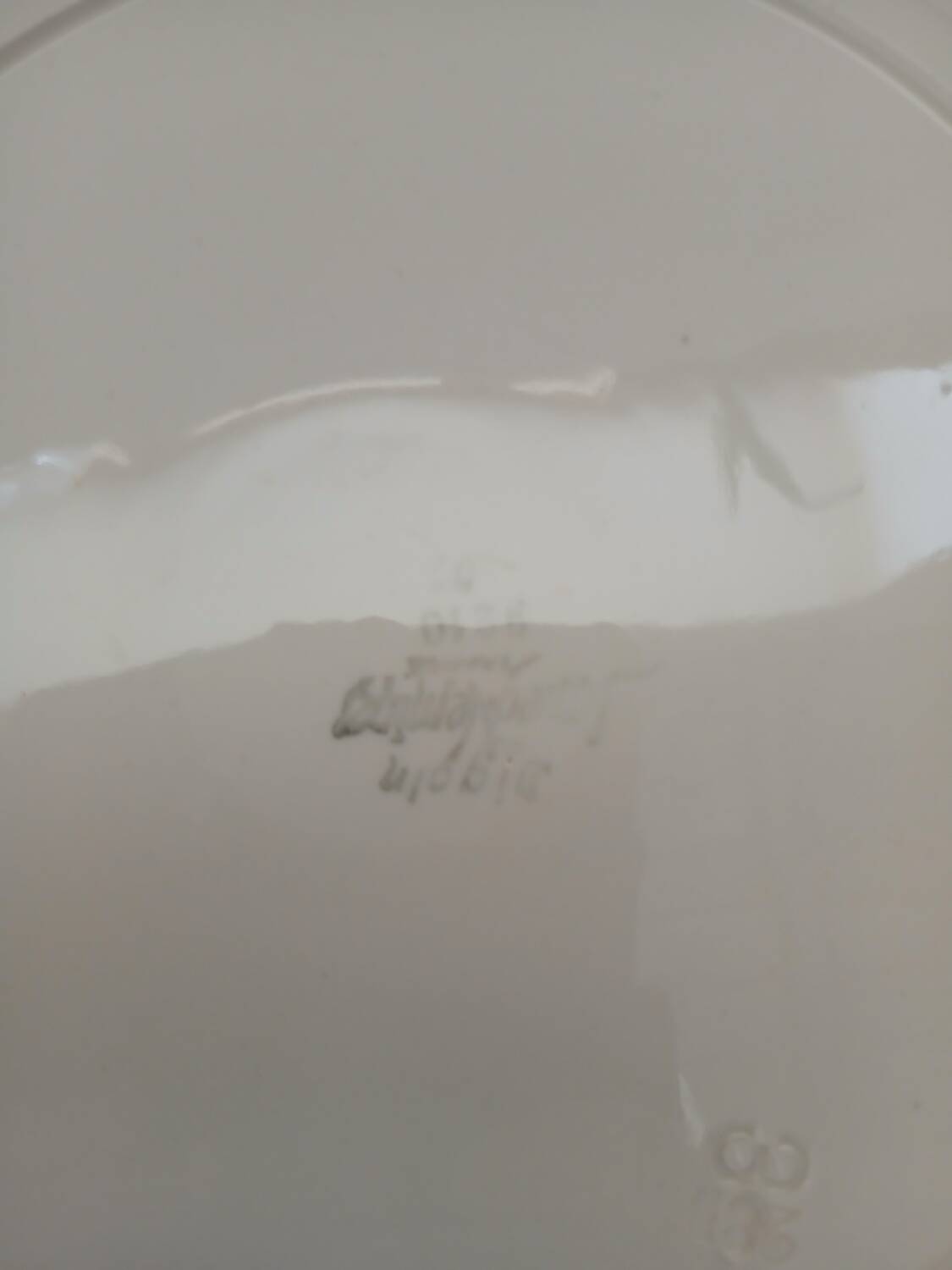 Old Sarreguemines "Arromanches" dish