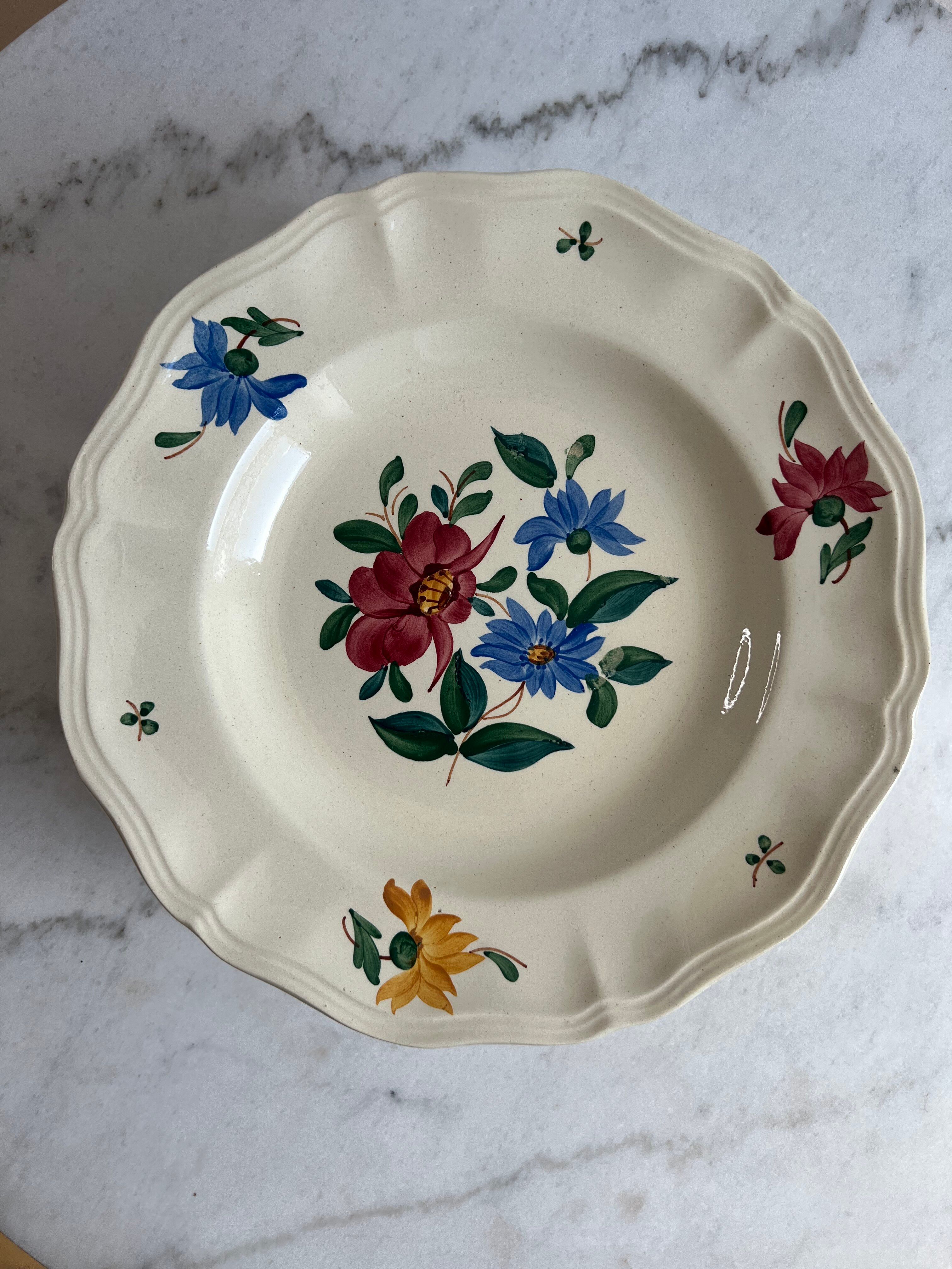 Lot 11 assiettes creuses Sarreguemines et Digoin