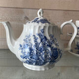 Vintage blue tea/coffee service Bountiful Design by Myott
