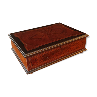 Napoleon III era box in Amaranth