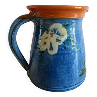 Water pitcher