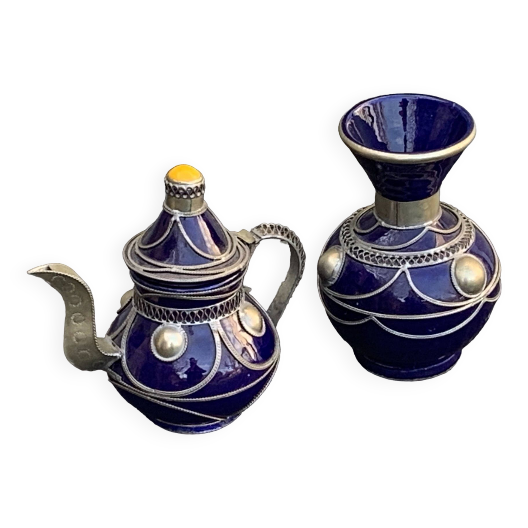 Vase and small teapot in cobalt blue enameled ceramic with artisanal and oriental pewter inserts