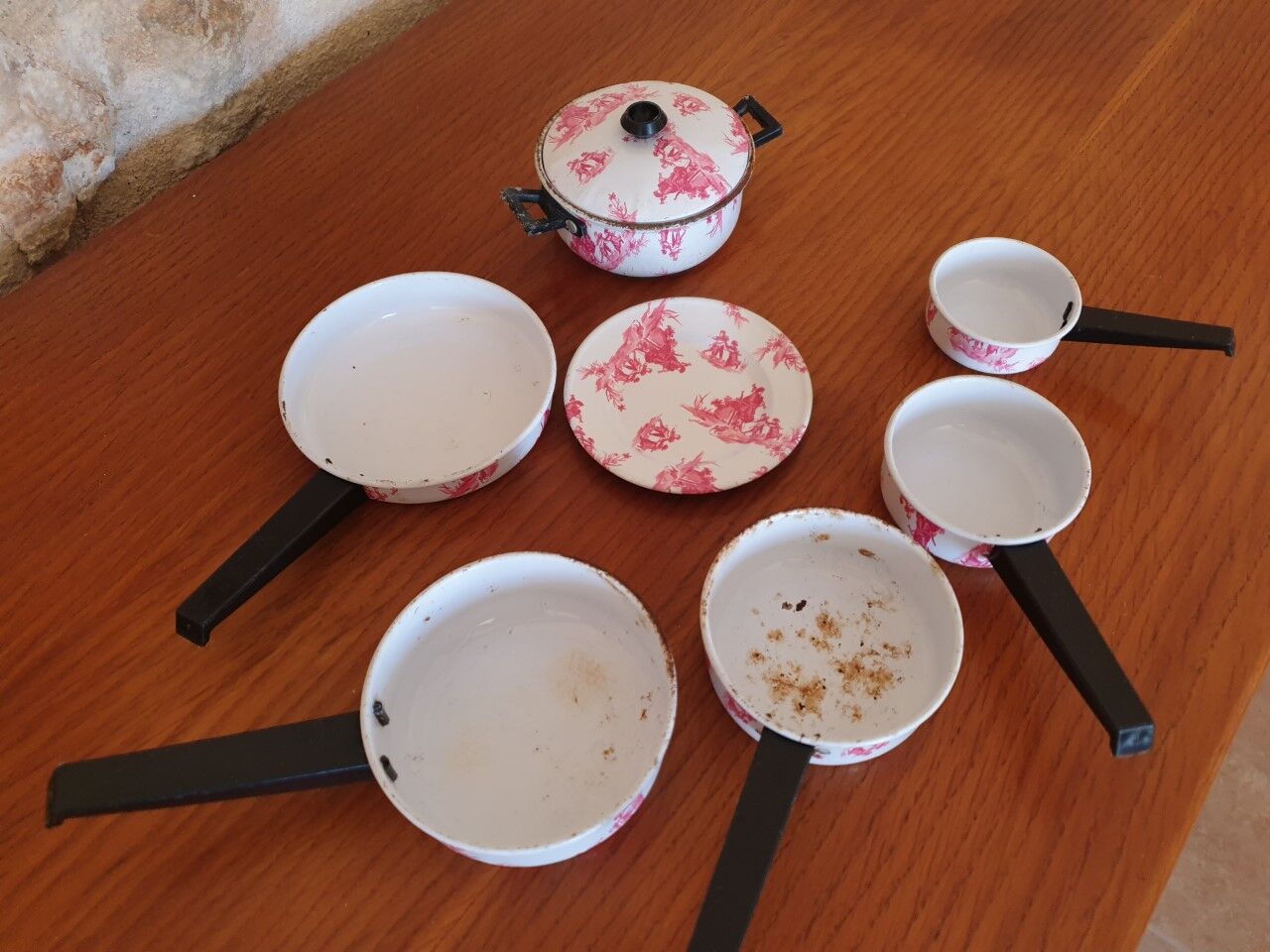 Dinette in sheet metal 60s