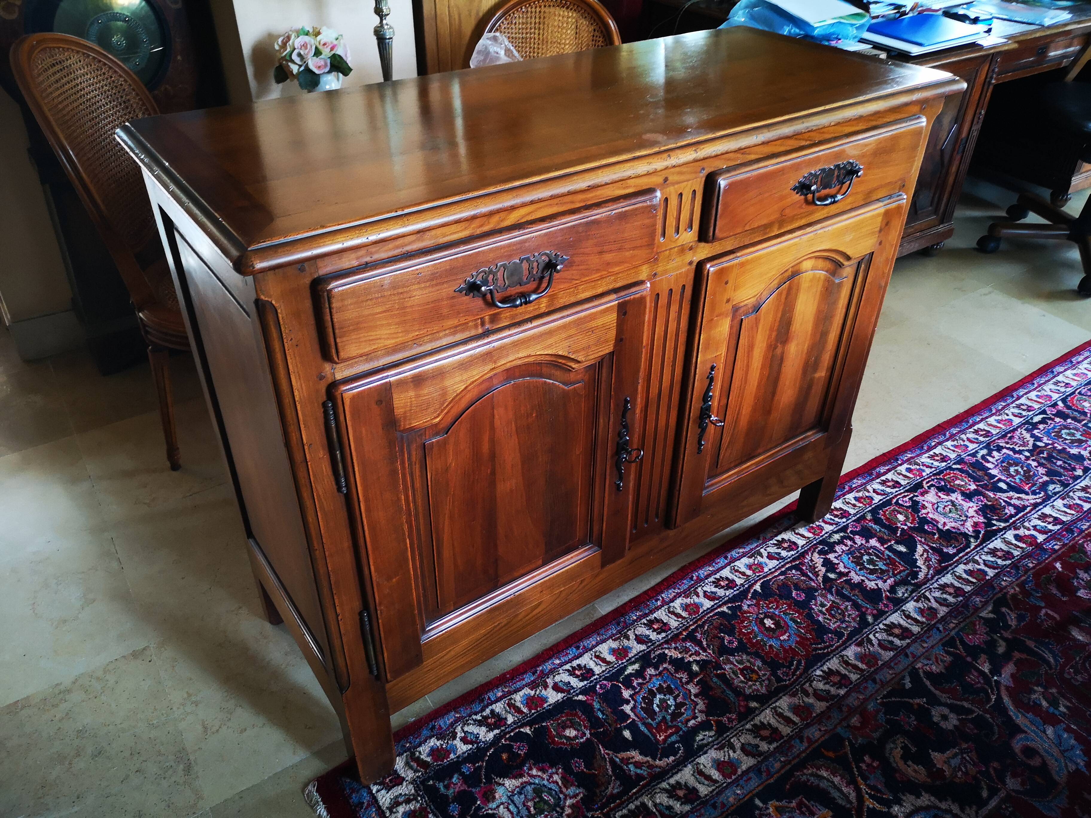 Buffet XXy in solid wood