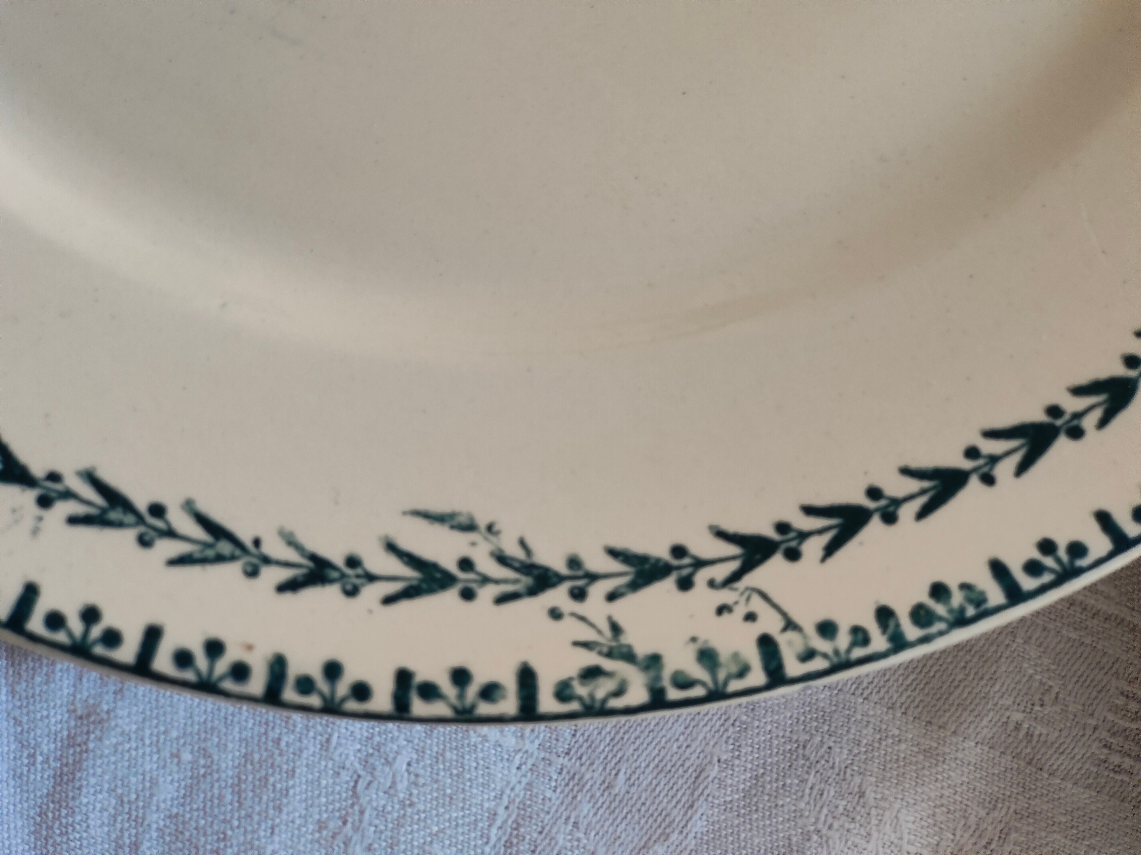 Flat plate in Iron Earth U & Cie Sarreguemines model Carlos