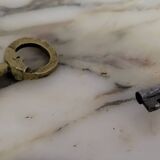 Half-moon buffet in Louis XVI style with burl and marquetry.