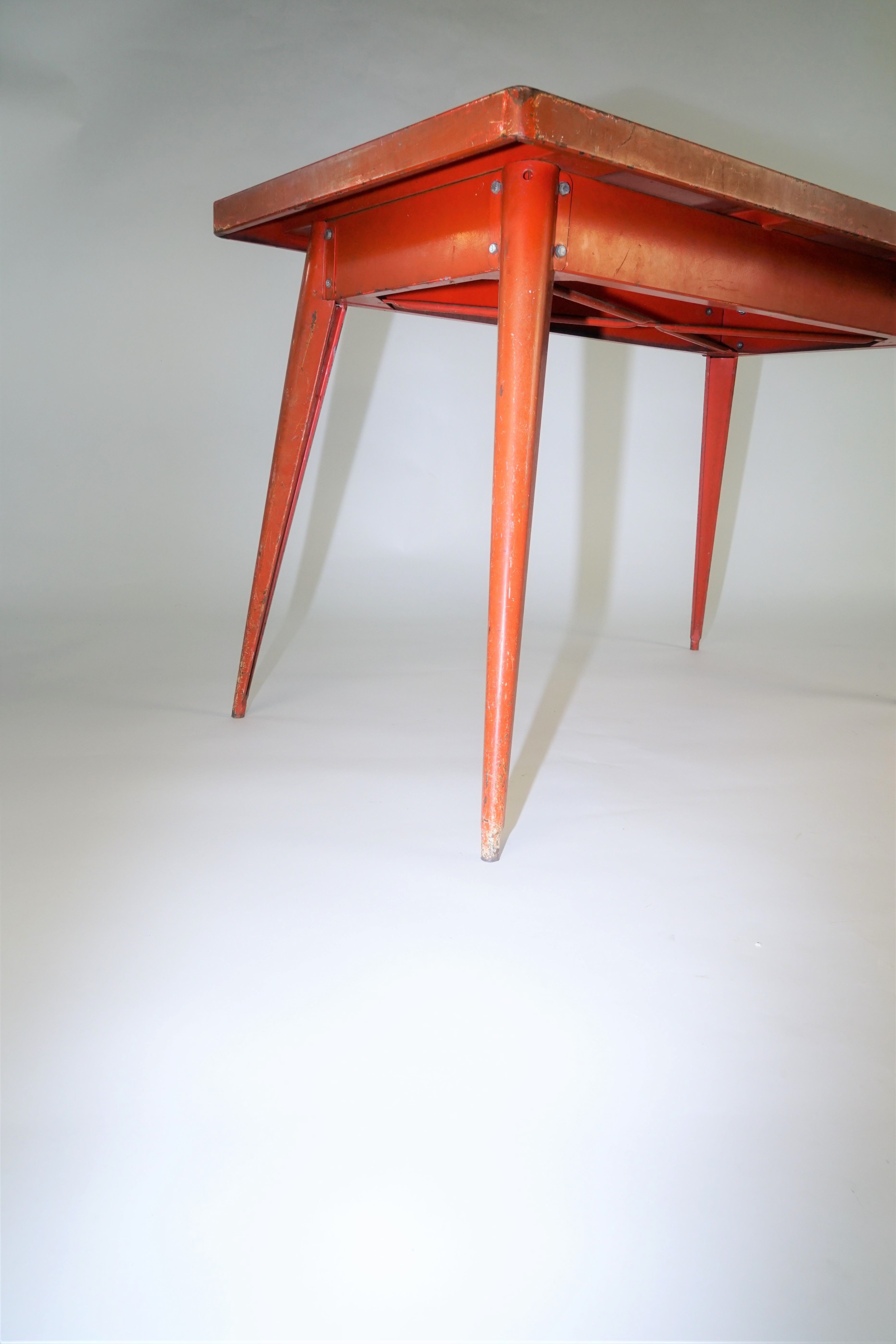 Bistro table tolix model 55