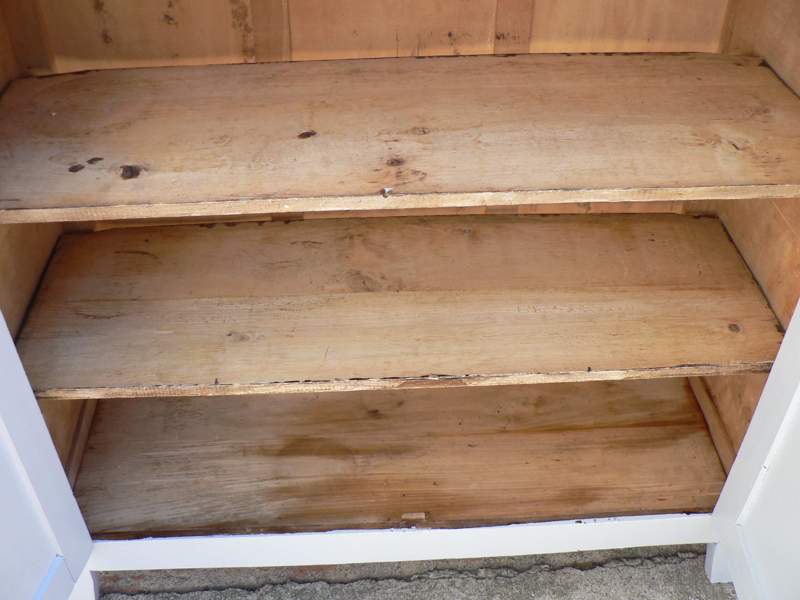 Paris buffet wood painted