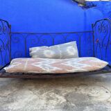 Banquette lit en fer forgé
