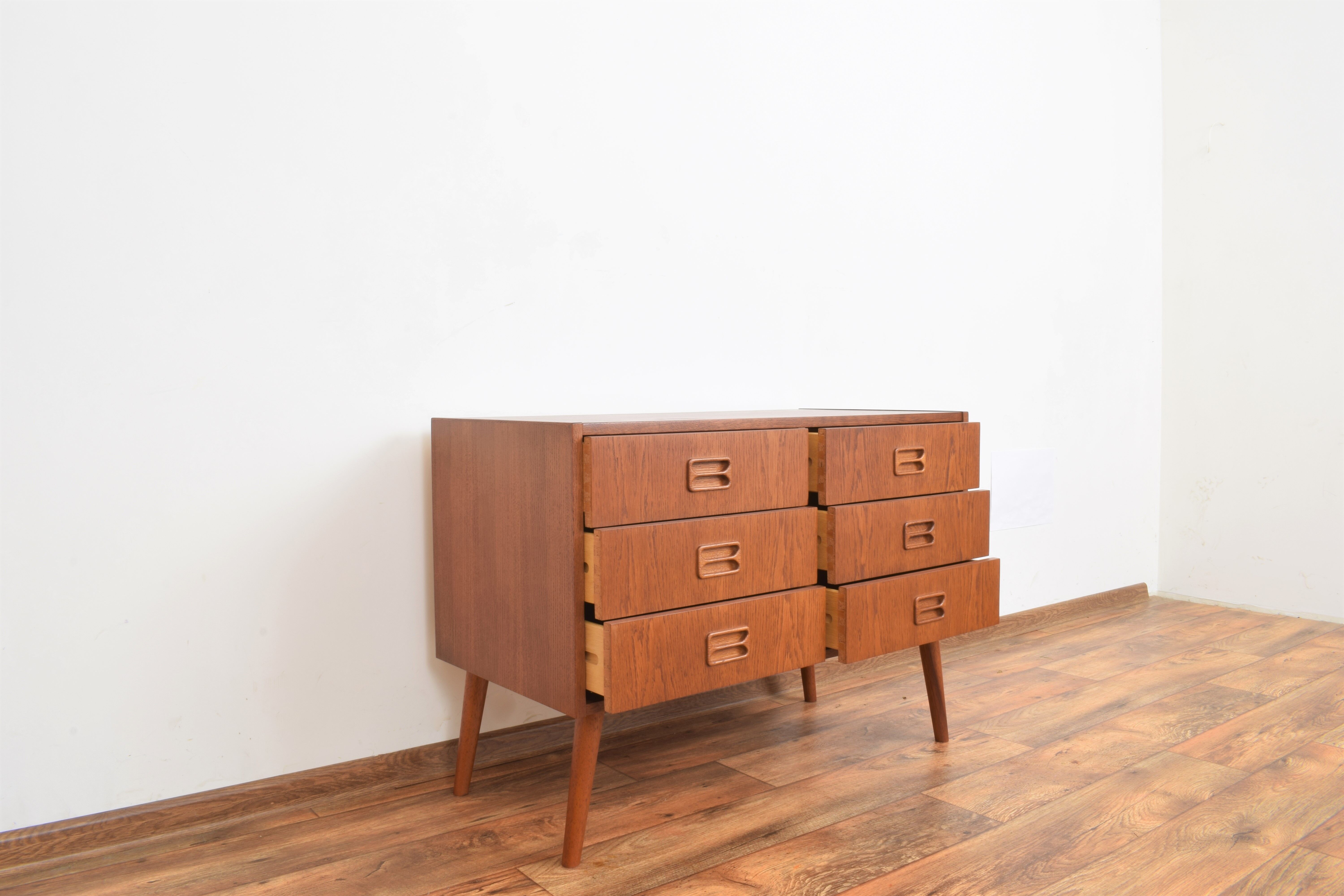Danish oak chest of drawers