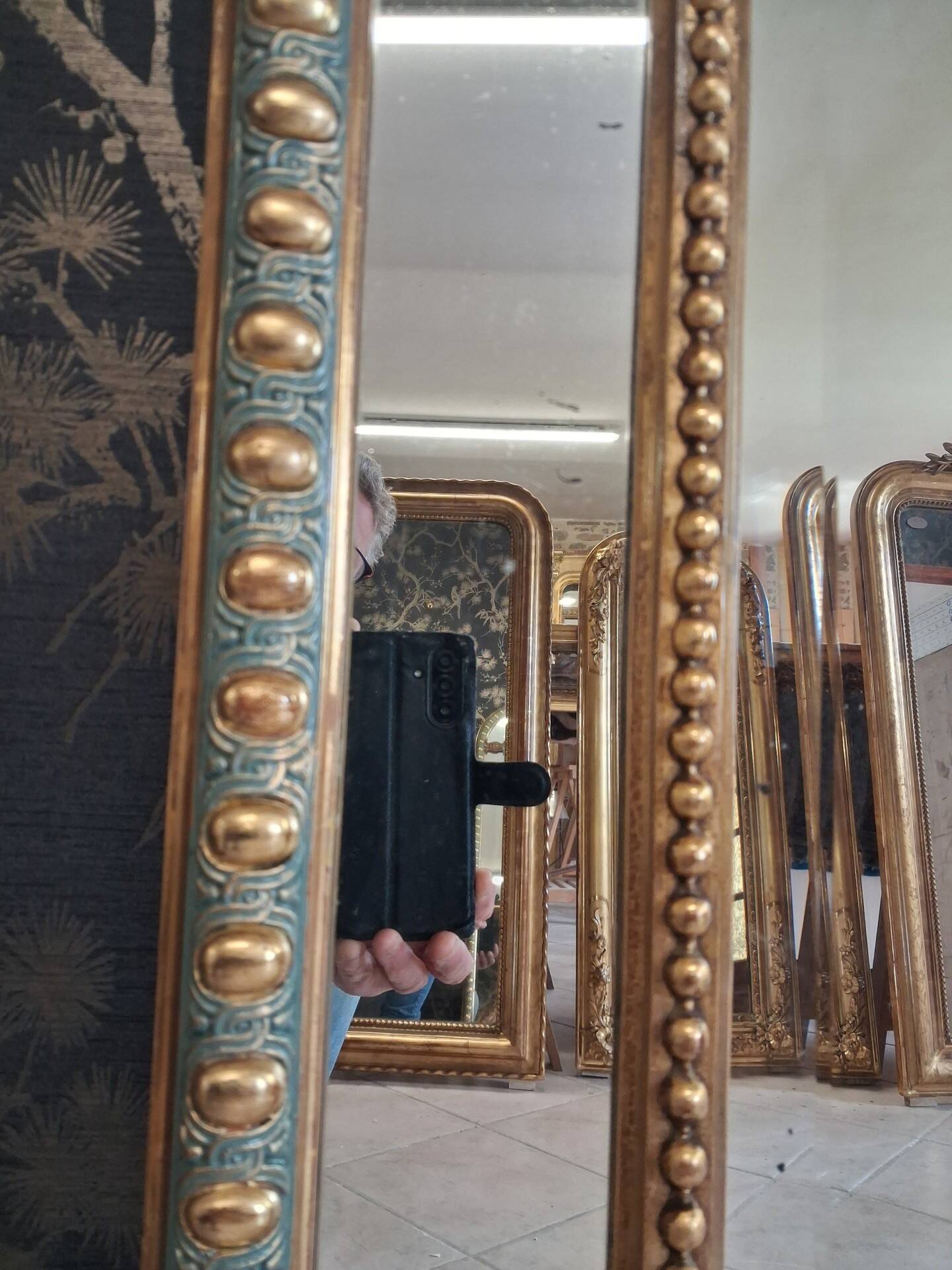 Mirror with shutters 144x83